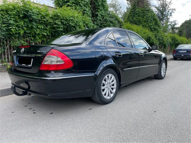 Mercedes-Benz E 220 EVO ELEGANCE, снимка 5 - Автомобили и джипове - 50454731