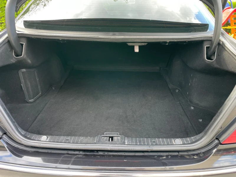 Mercedes-Benz E 220 EVO ELEGANCE, снимка 12 - Автомобили и джипове - 50454731