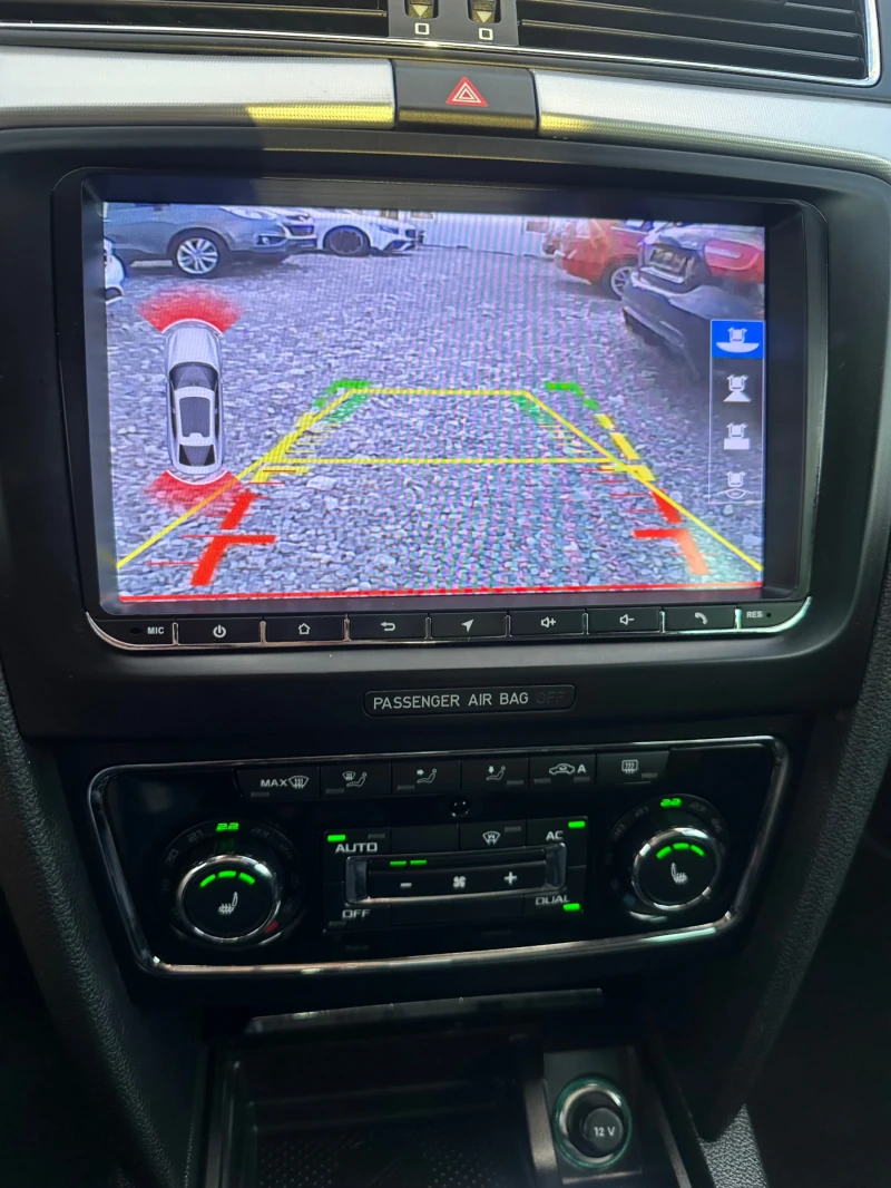 Skoda Superb АВТОМАТИК 4х4 , снимка 14 - Автомобили и джипове - 51228125