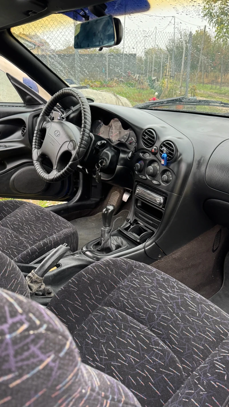 Hyundai Coupe 1.6i, снимка 8 - Автомобили и джипове - 52341662