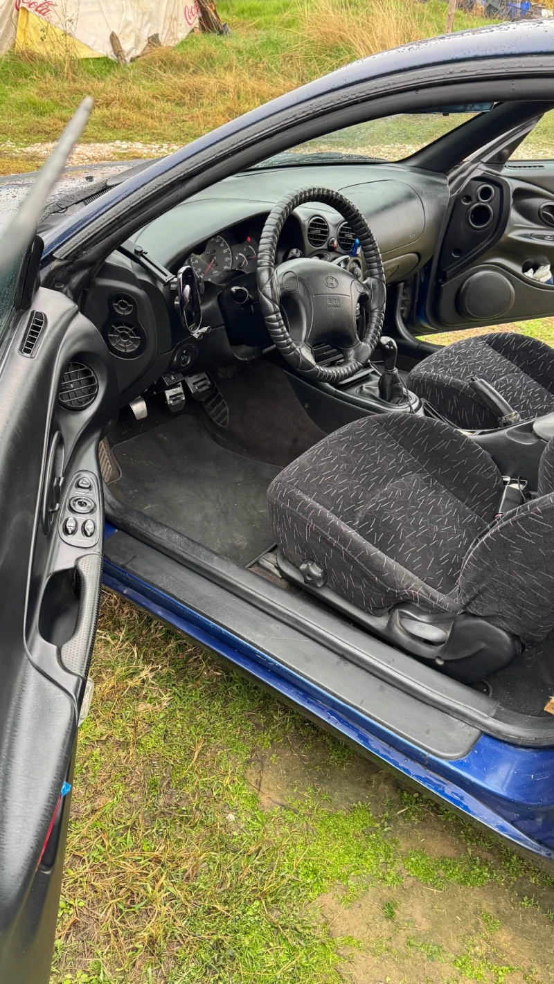 Hyundai Coupe 1.6i, снимка 6 - Автомобили и джипове - 52341662