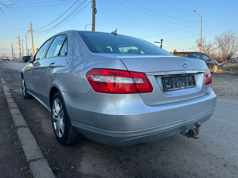 Mercedes-Benz E 220 CDI EURO5 AVANTGARDE, снимка 5 - Автомобили и джипове - 52854814