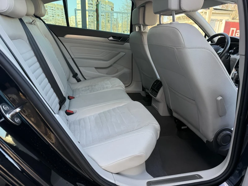 VW Passat R-Line, снимка 11 - Автомобили и джипове - 52885033