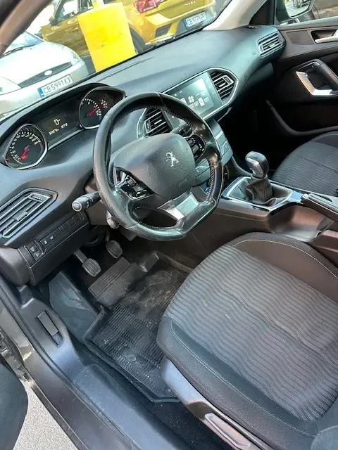 Peugeot 308 Комби - изображение 9