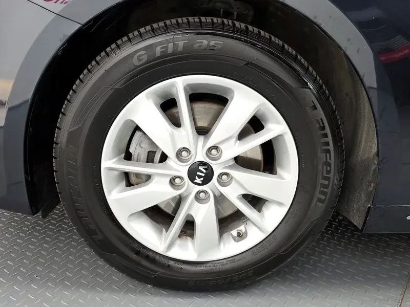 Kia K5  Generation 1.7 Diesel Mx Prestige | Mobile.bg � ����������� 5