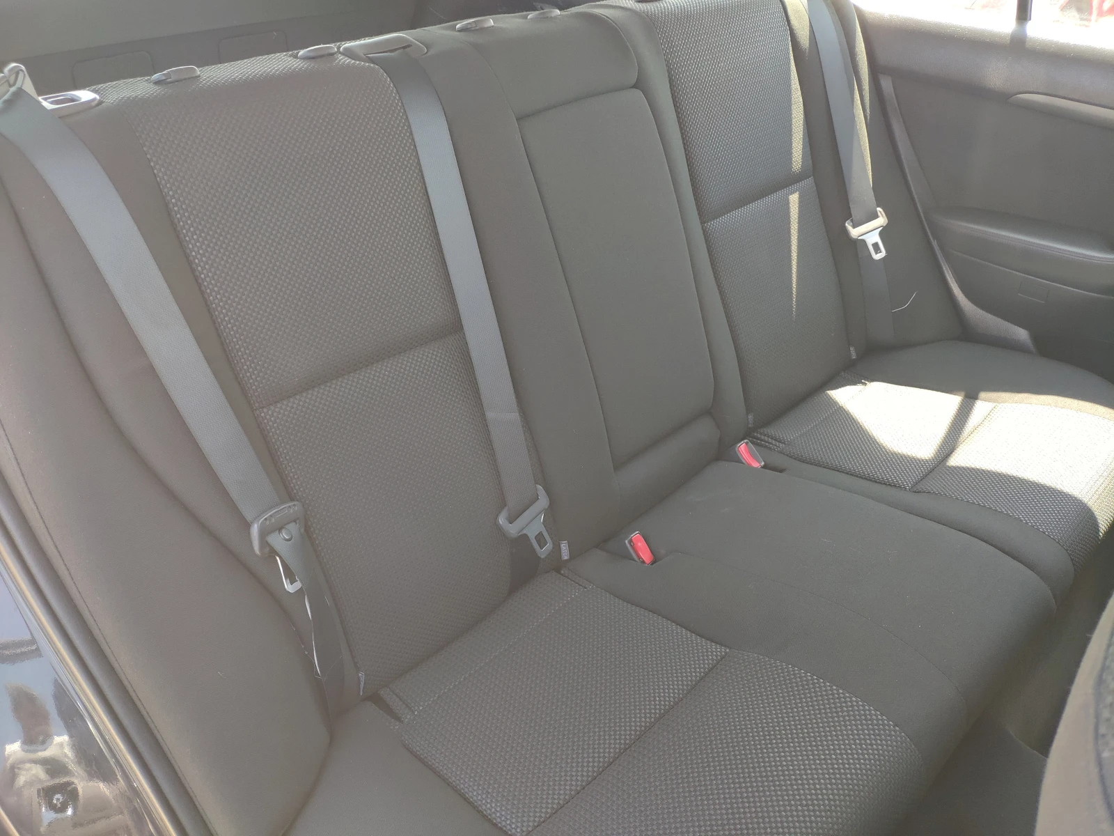 Toyota Avensis 2.2D4D | Mobile.bg — изображение 11