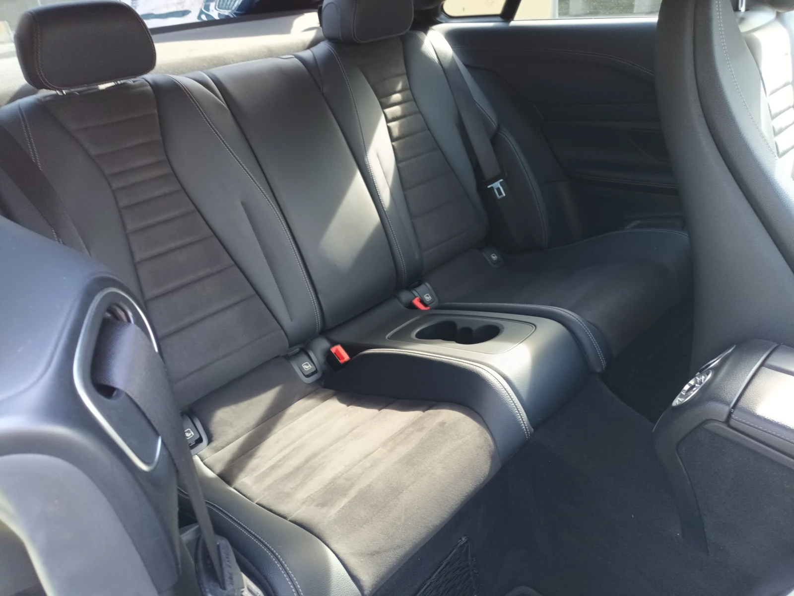 Mercedes-Benz E 220 COUPE | Mobile.bg   11