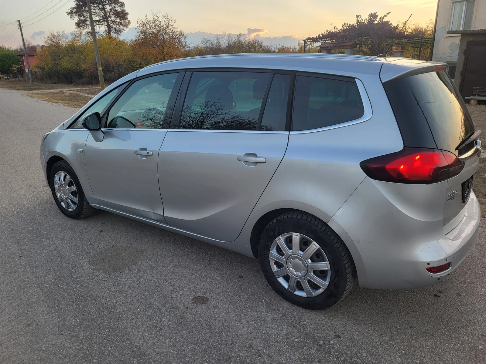 Opel Zafira 2.0 TOURER - изображение 6