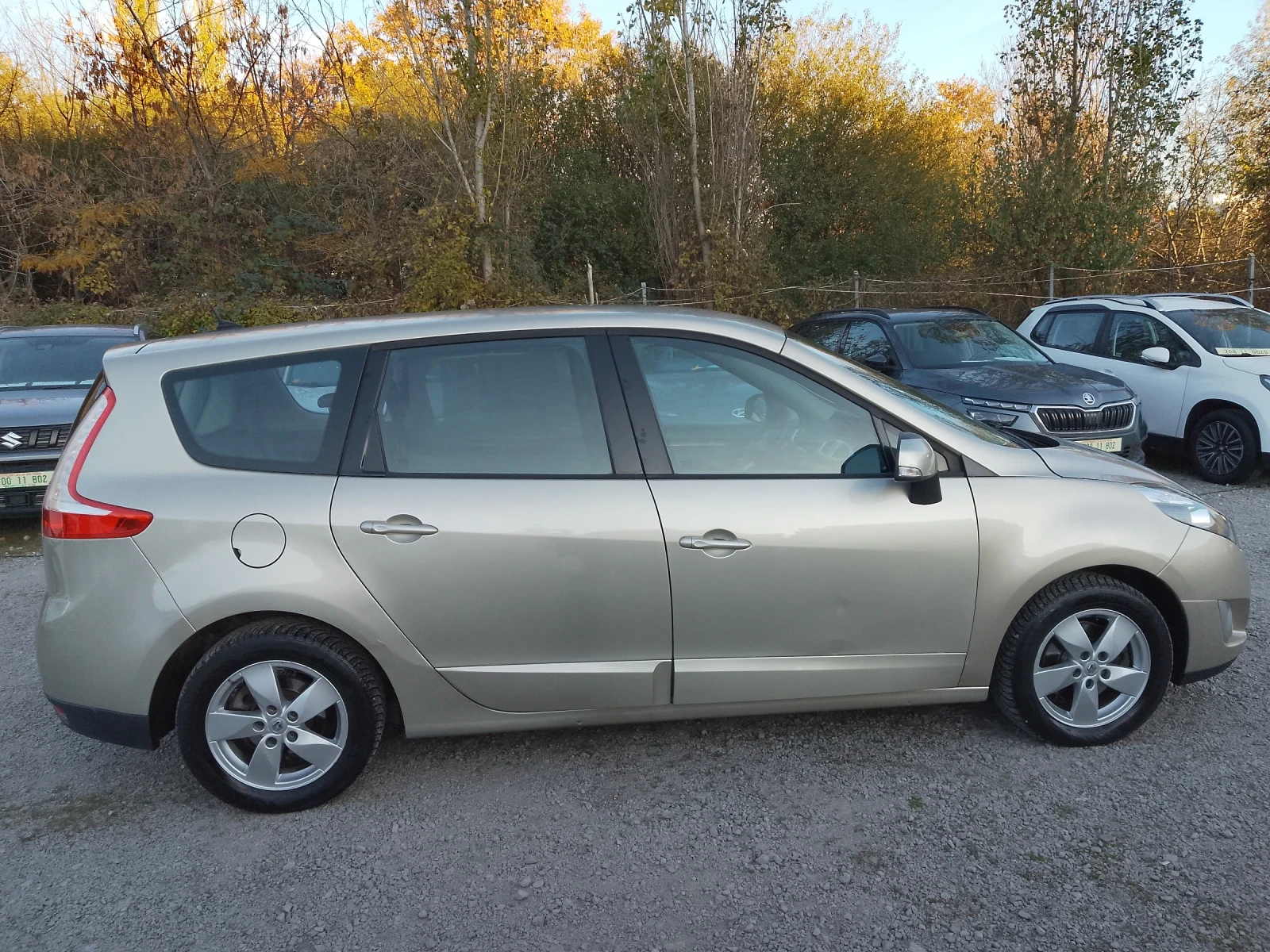 Renault Grand scenic 1.5 DCI/6+ 1 Места/NAVI - изображение 4