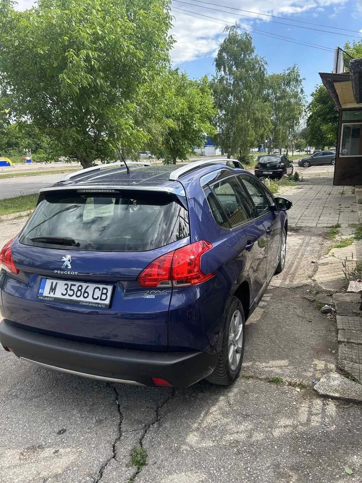 Peugeot 2008 1.2i - изображение 7