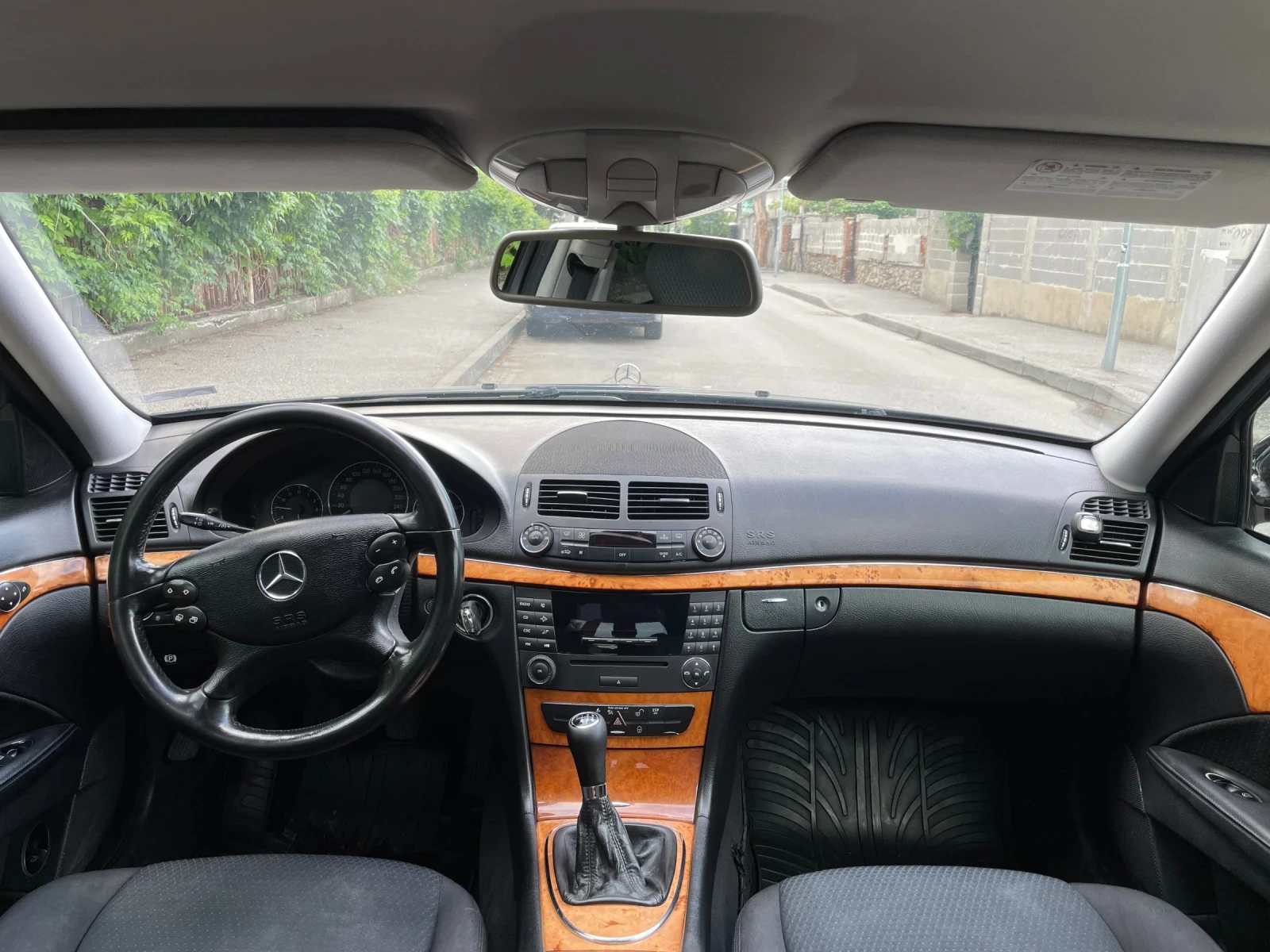 Mercedes-Benz E 220 EVO ELEGANCE - изображение 7