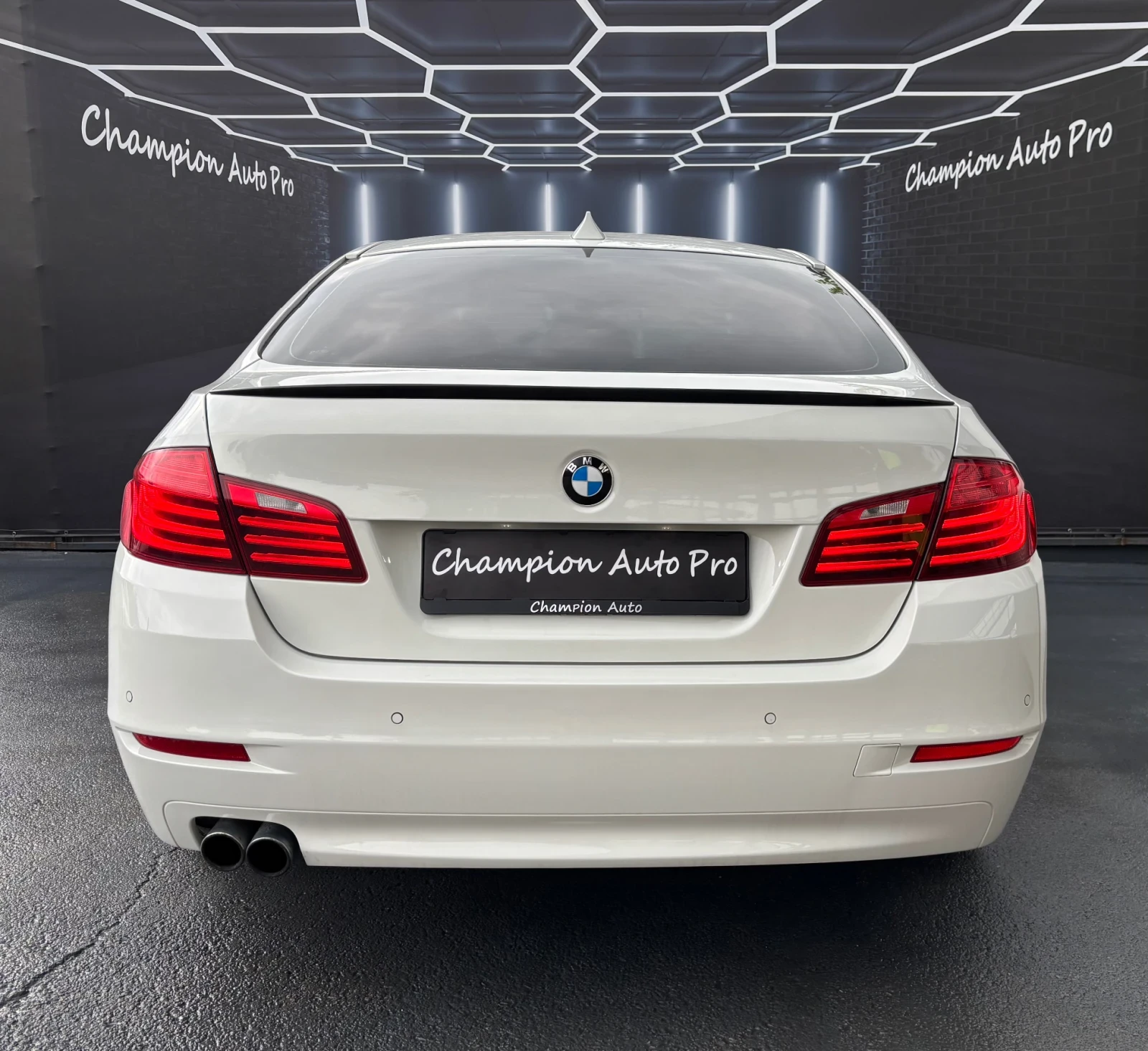 BMW 530 3.0D M-Sport  - изображение 5