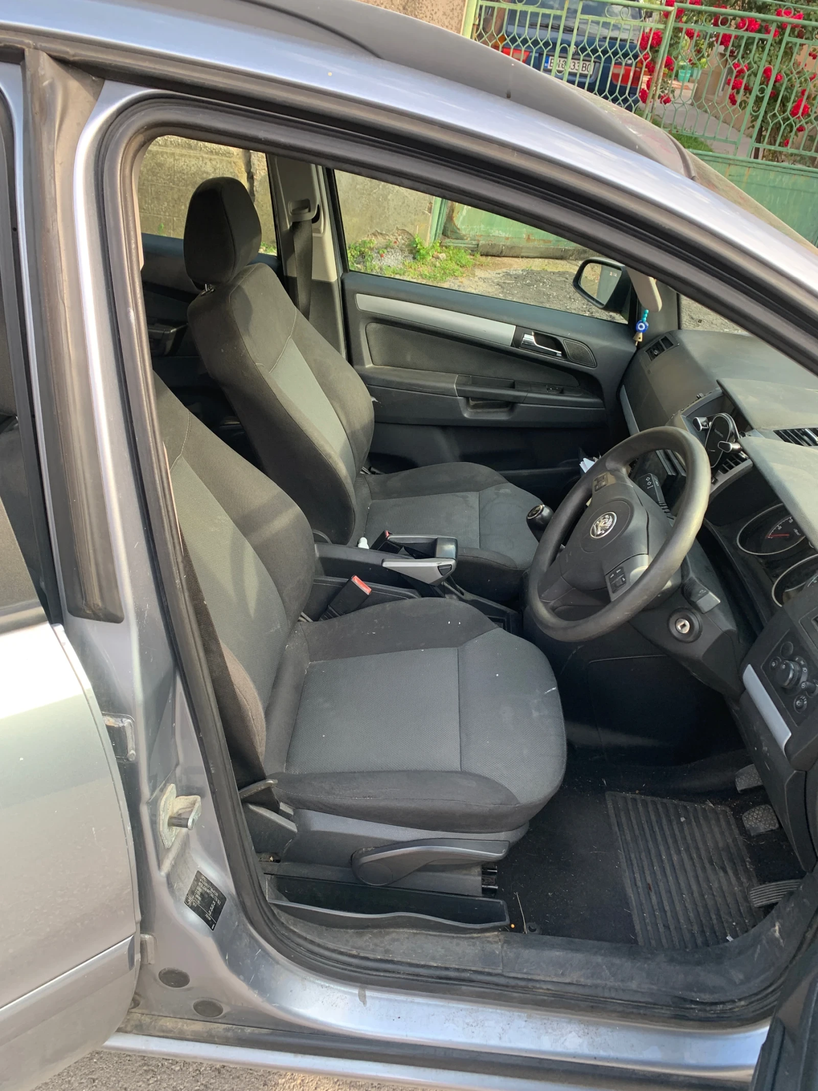 Opel Zafira B - изображение 7