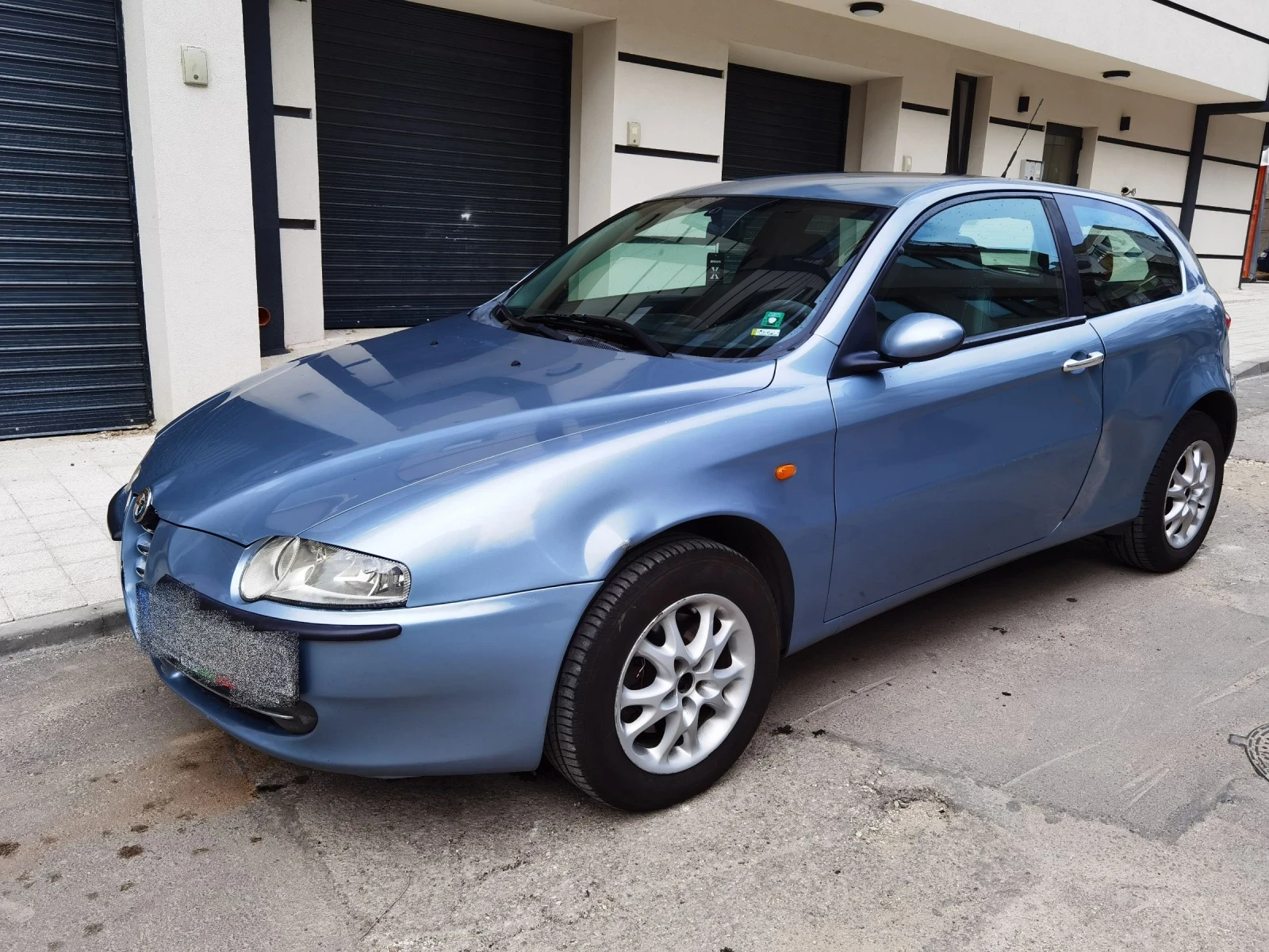 Alfa Romeo 147 1.9 JTD - изображение 5