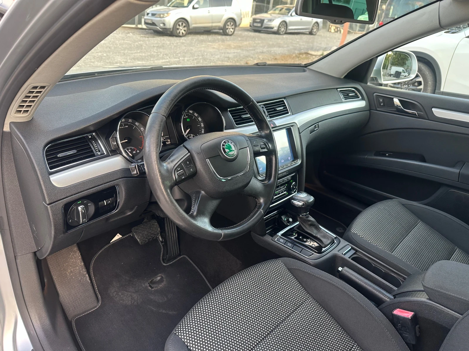 Skoda Superb АВТОМАТИК 4х4  - изображение 9
