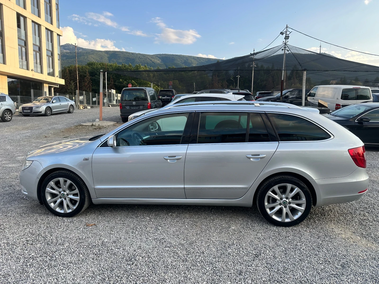 Skoda Superb АВТОМАТИК 4х4  - изображение 8
