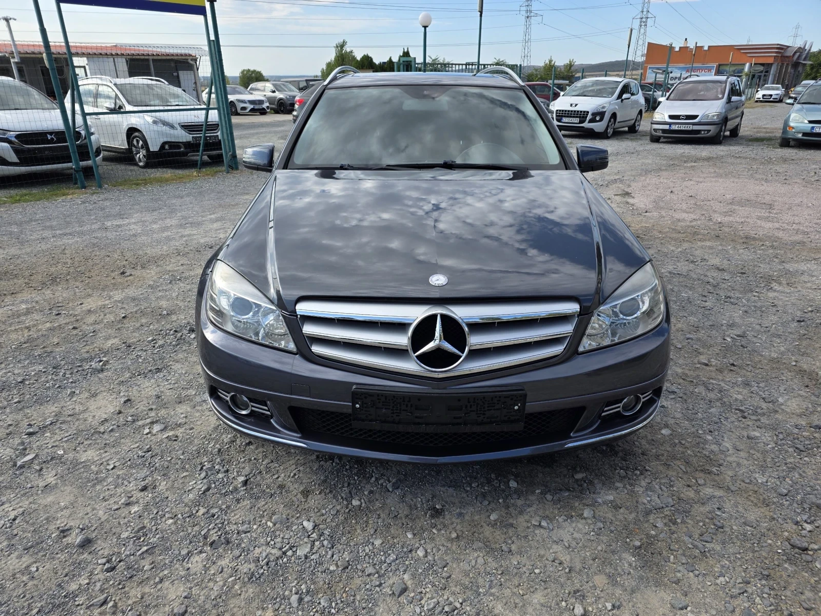 Mercedes-Benz C 220 2.2 CDI AUTOMATIC  - изображение 2