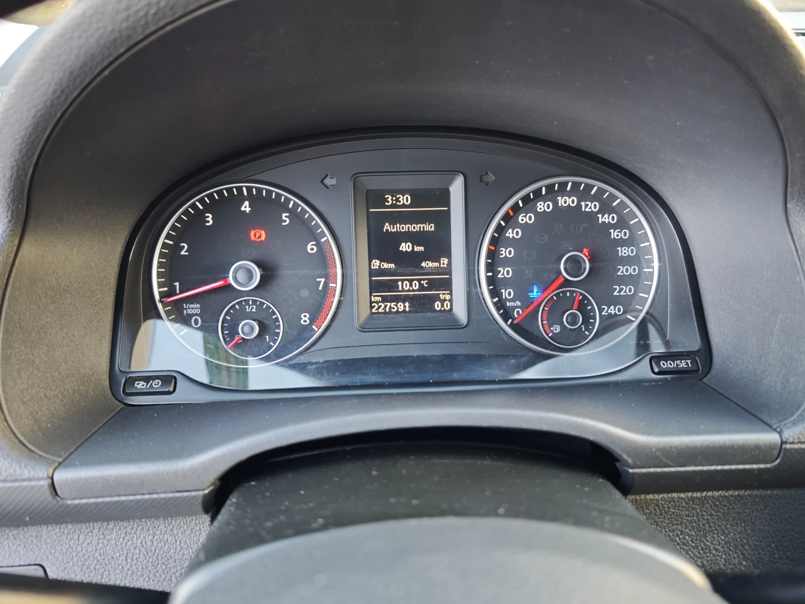 VW Caddy 2.0i-ECOFUEL - изображение 8