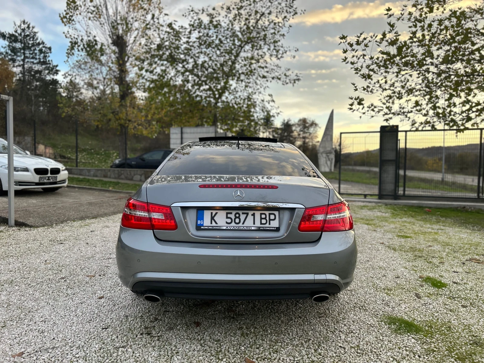 Mercedes-Benz E 350 CDI LED XENON NAVI AMG PANO KAMERA - изображение 6