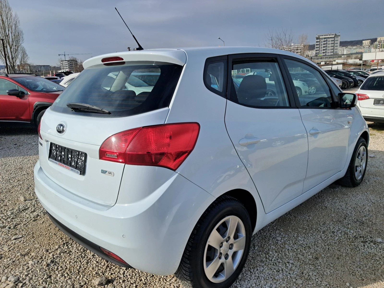 Kia Venga 1.4i Газ 98000км Италия - изображение 4