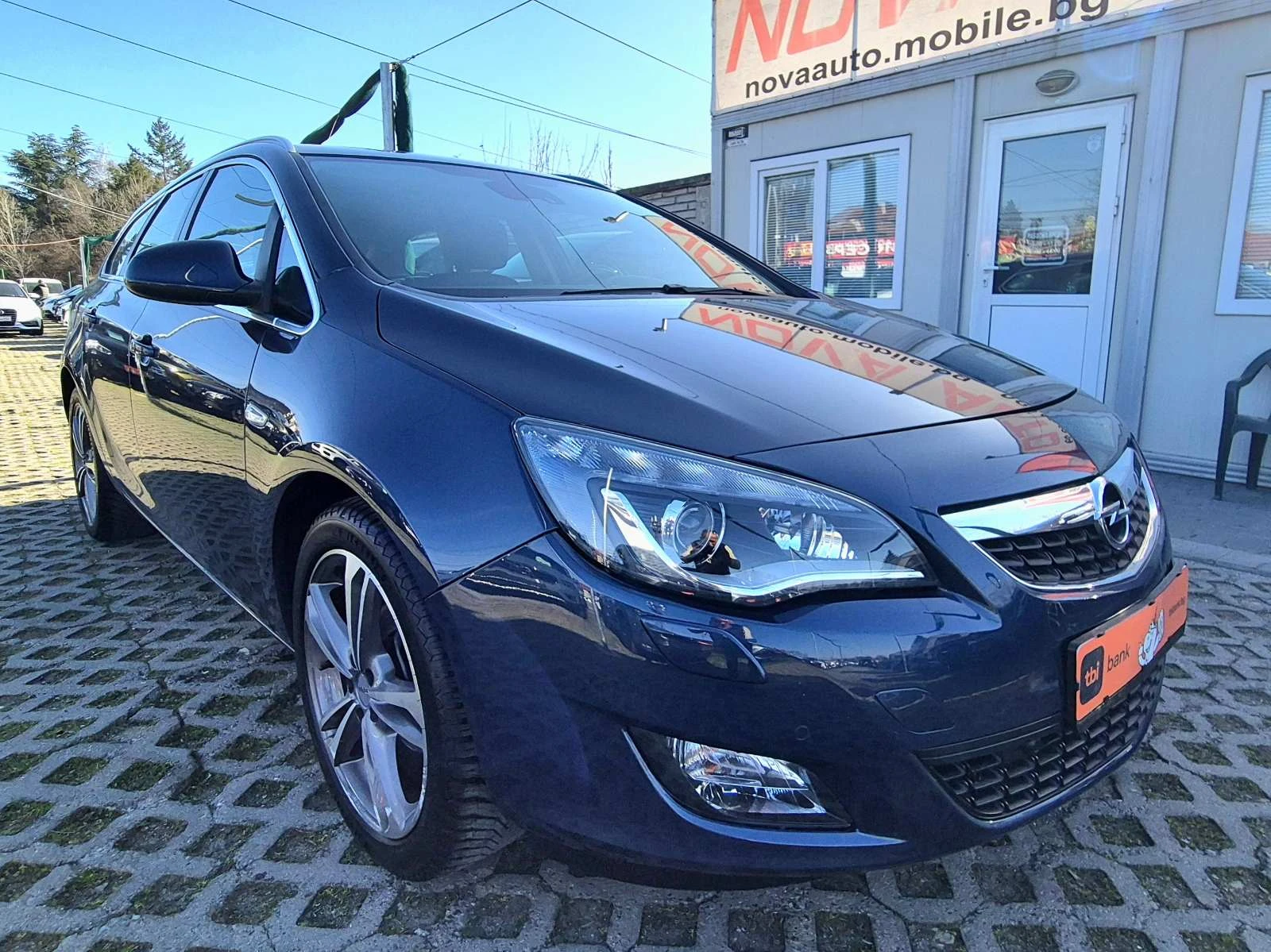 Opel Astra 1.4T-GPL-XENON-NAVI-FULL-COSMO, снимка 5 - Автомобили и джипове - 53829674