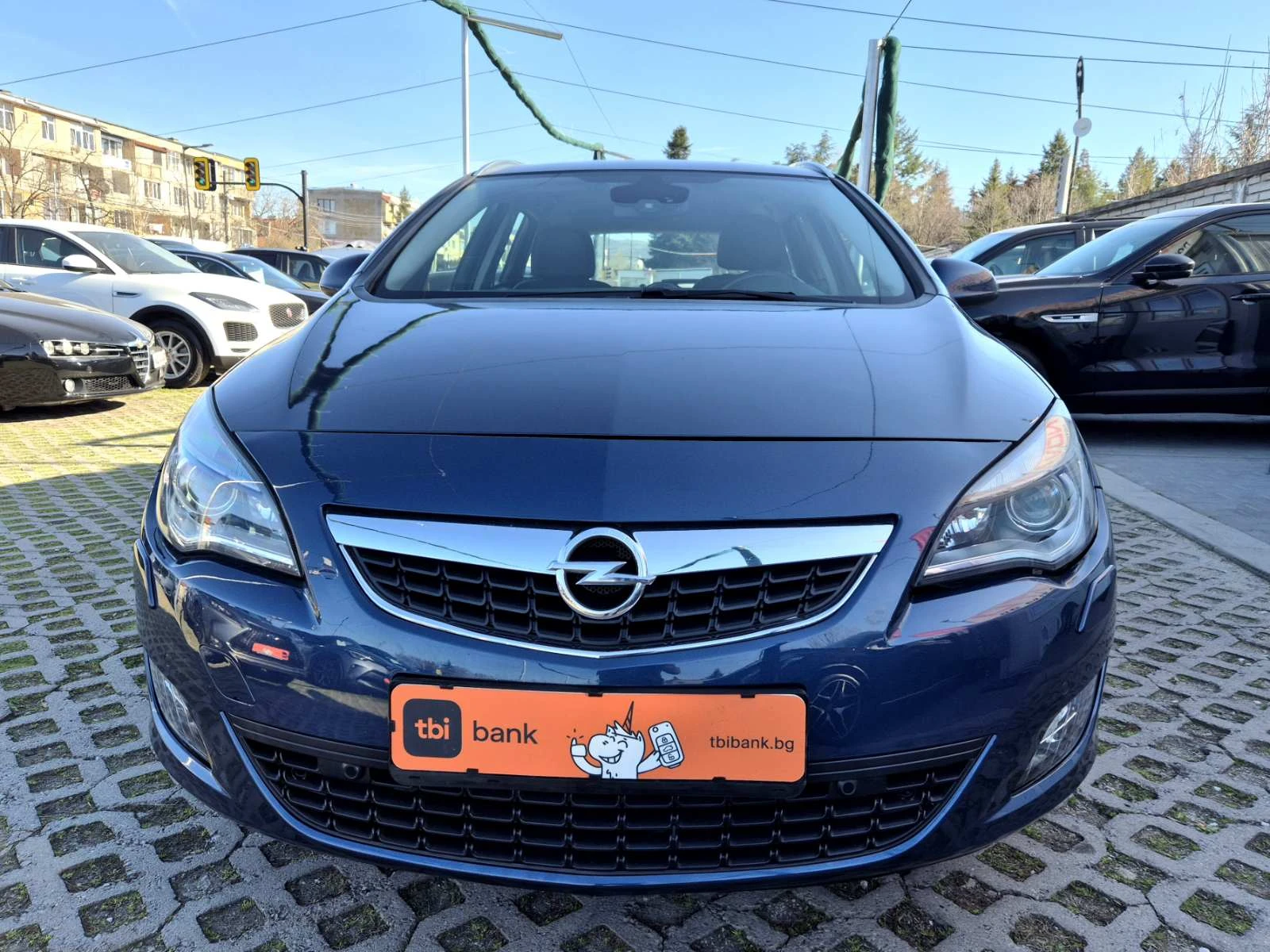 Opel Astra 1.4T-GPL-XENON-NAVI-FULL-COSMO, снимка 6 - Автомобили и джипове - 53829674