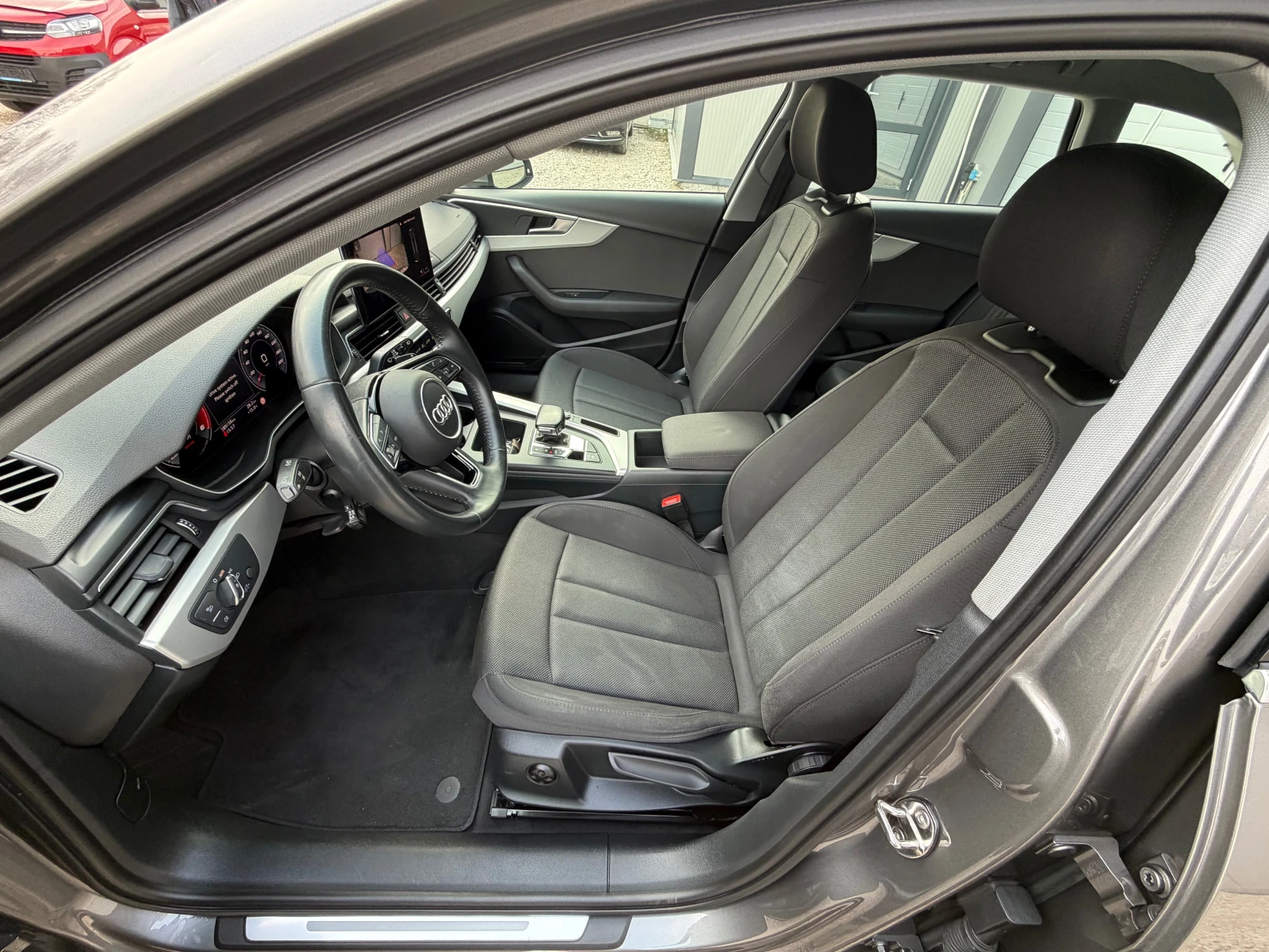 Audi A4 35TDI* LED* DIGITAL* FULL, снимка 10 - Автомобили и джипове - 53972541