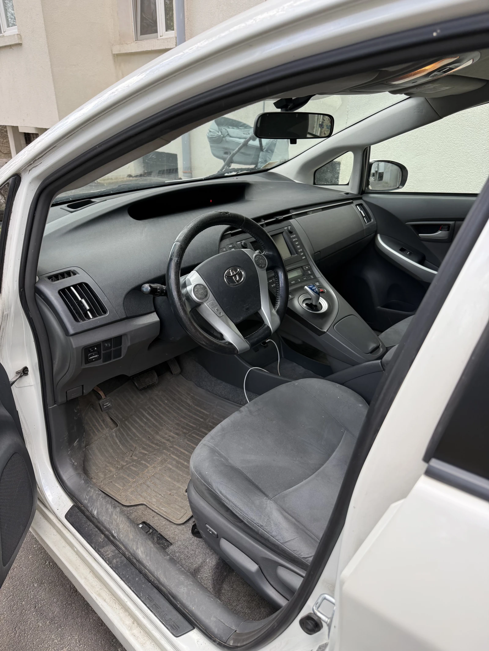 Toyota Prius | Mobile.bg � ����������� 12