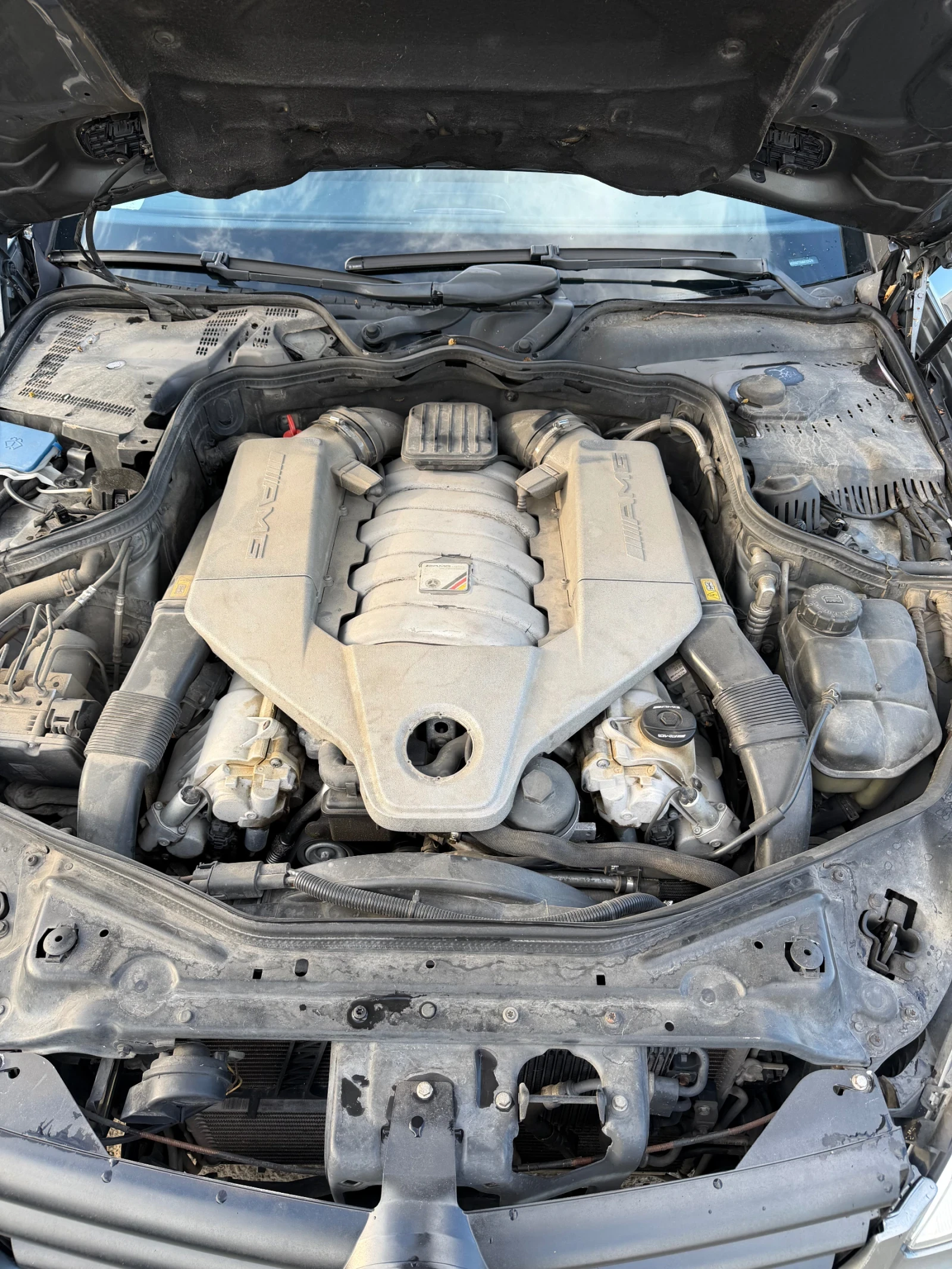 Mercedes-Benz CLS 63 AMG AMG63 , снимка 12 - Автомобили и джипове - 54159874