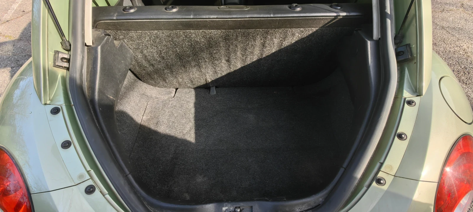 VW New beetle 1.9 TDI Face-lift , снимка 12 - Автомобили и джипове - 54194896