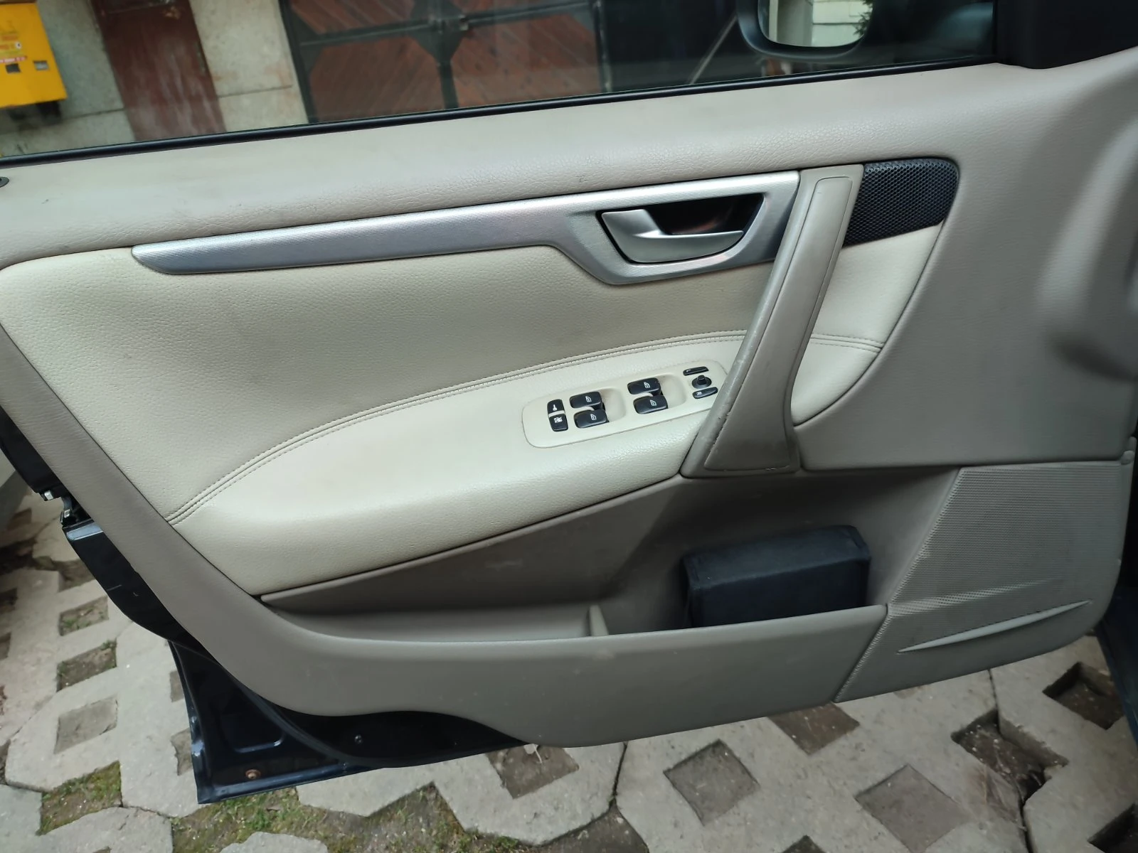 Volvo S60 2.4 D5, снимка 7 - Автомобили и джипове - 54544695