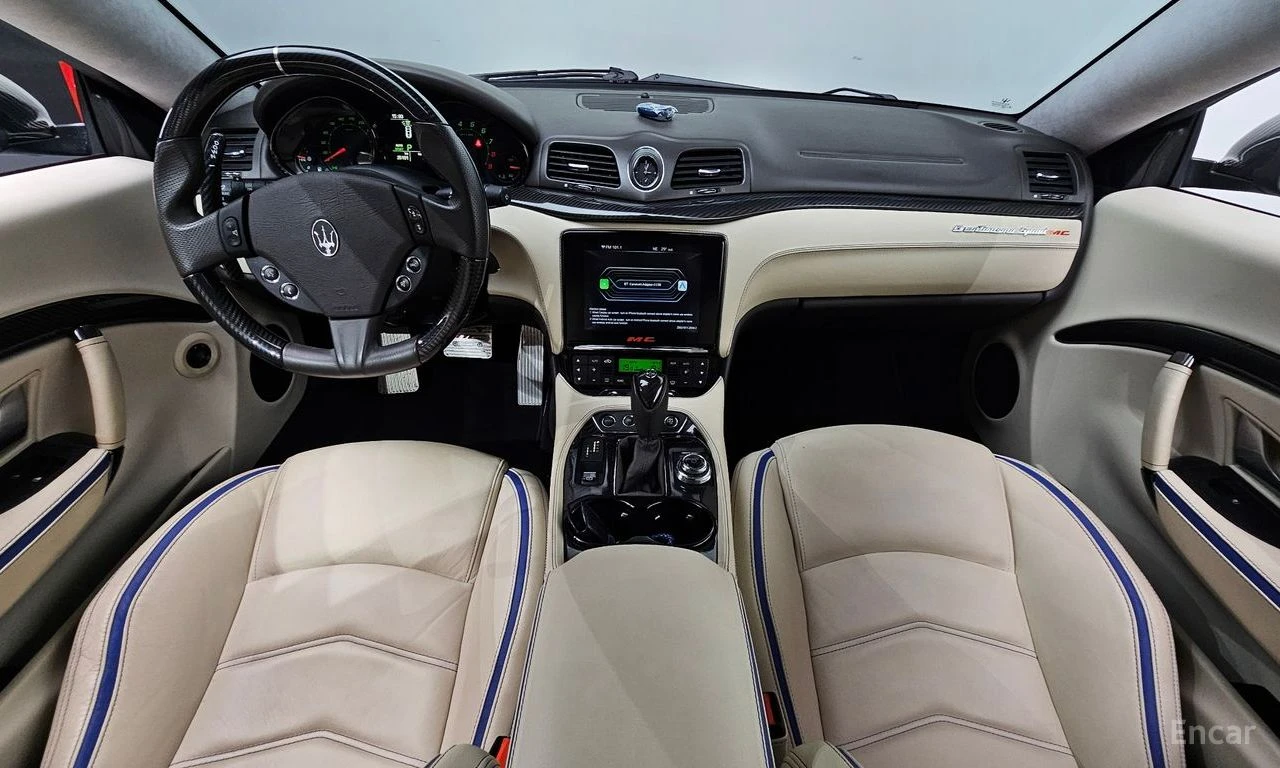 Maserati GranTurismo 4.7 SPORT* КОЖА* ПОДГРЕВ* КАМЕРИ* BOSE, снимка 6 - Автомобили и джипове - 54608466