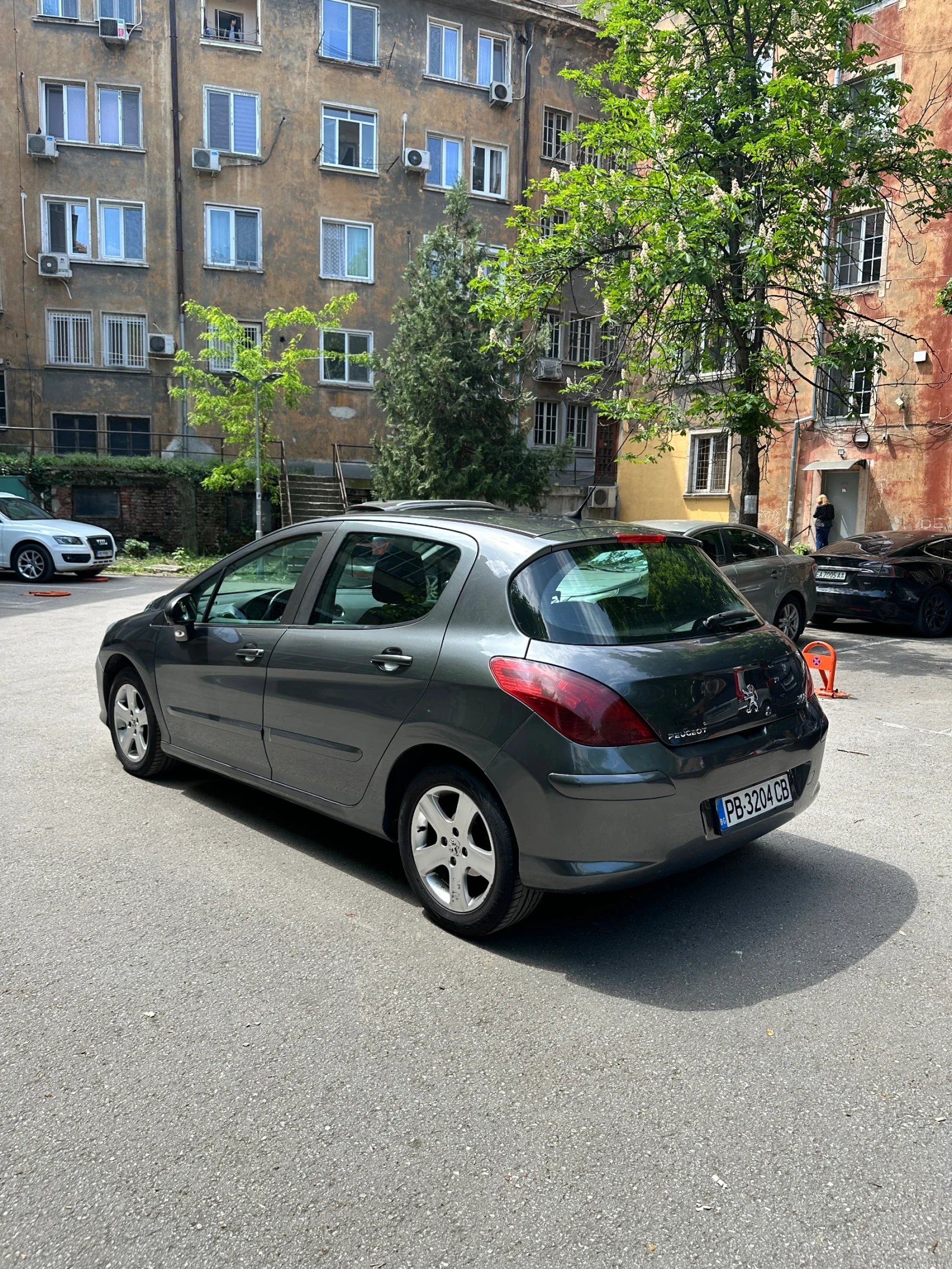 Peugeot 308 1.6 HDI, снимка 5 - Автомобили и джипове - 54724379