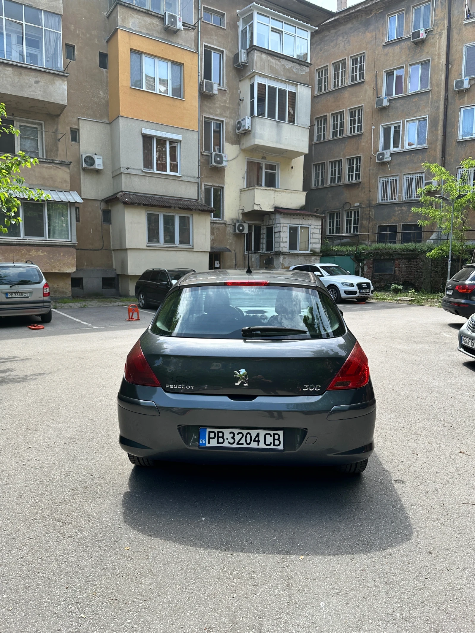 Peugeot 308 1.6 HDI, снимка 4 - Автомобили и джипове - 54724379