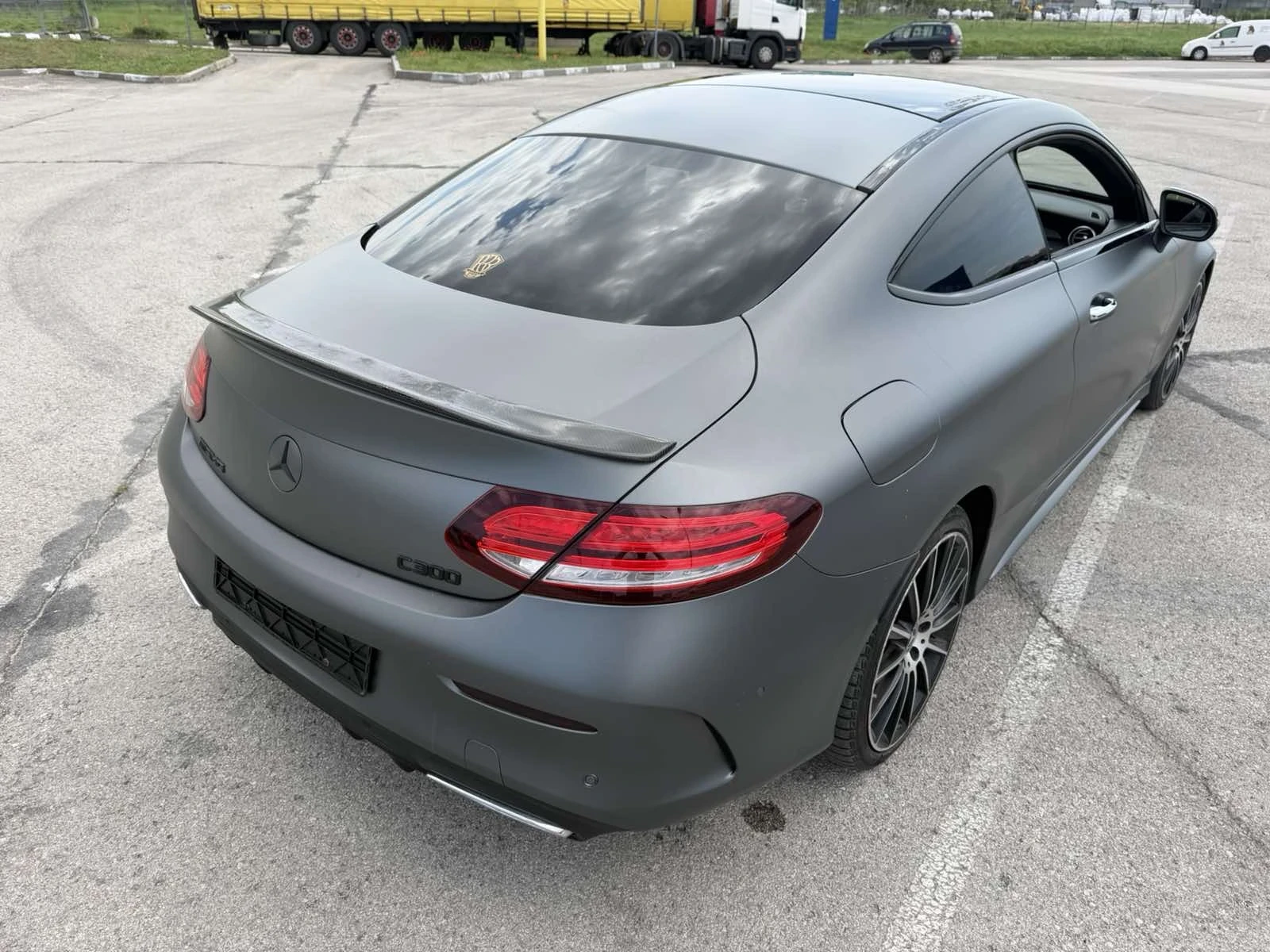 Mercedes-Benz C 300 d4MATIK AMG PANO DISTR HEAD UP MEMORY, снимка 9 - Автомобили и джипове - 54889983