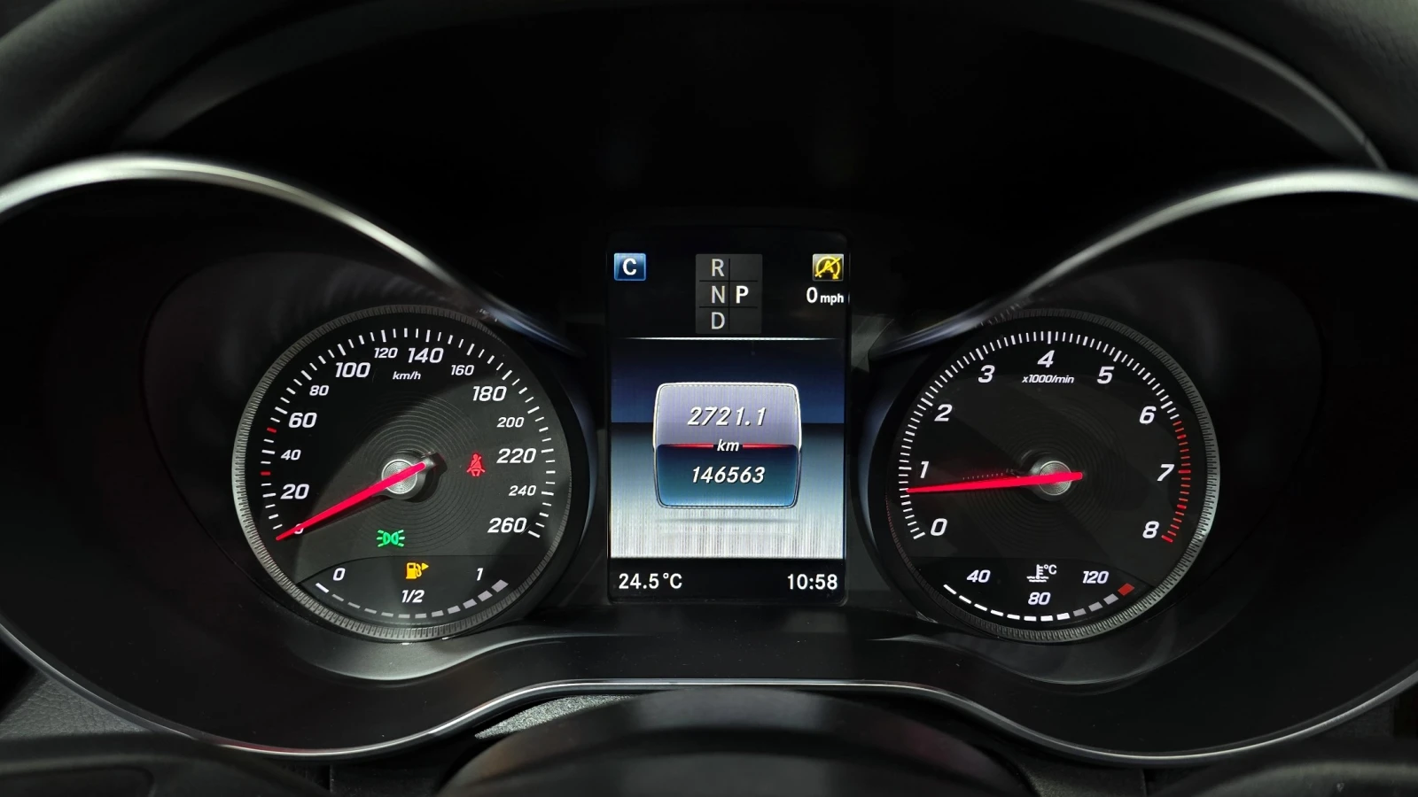 Mercedes-Benz C 200 C200 Avantgarde | HUD | MEMORY | Панорама, снимка 6 - Автомобили и джипове - 55432411