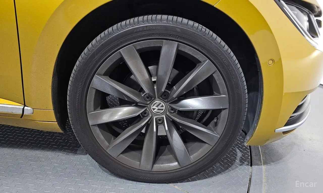 VW Arteon  R LIINE 4Motion / СЕРТИФИКАТ ЗА ОТЛИЧНО КАЧЕСТВО , снимка 5 - Автомобили и джипове - 55924754