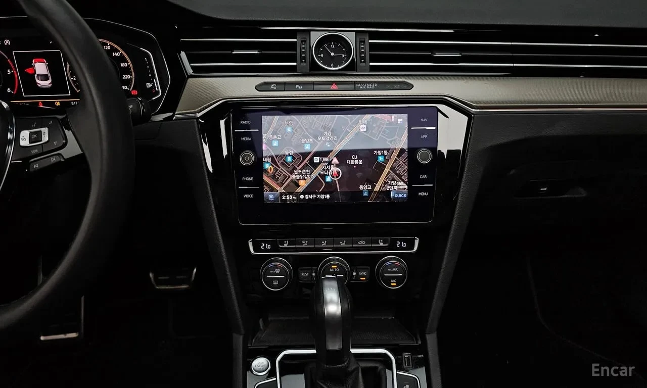 VW Arteon  R LIINE 4Motion / СЕРТИФИКАТ ЗА ОТЛИЧНО КАЧЕСТВО , снимка 14 - Автомобили и джипове - 55924754