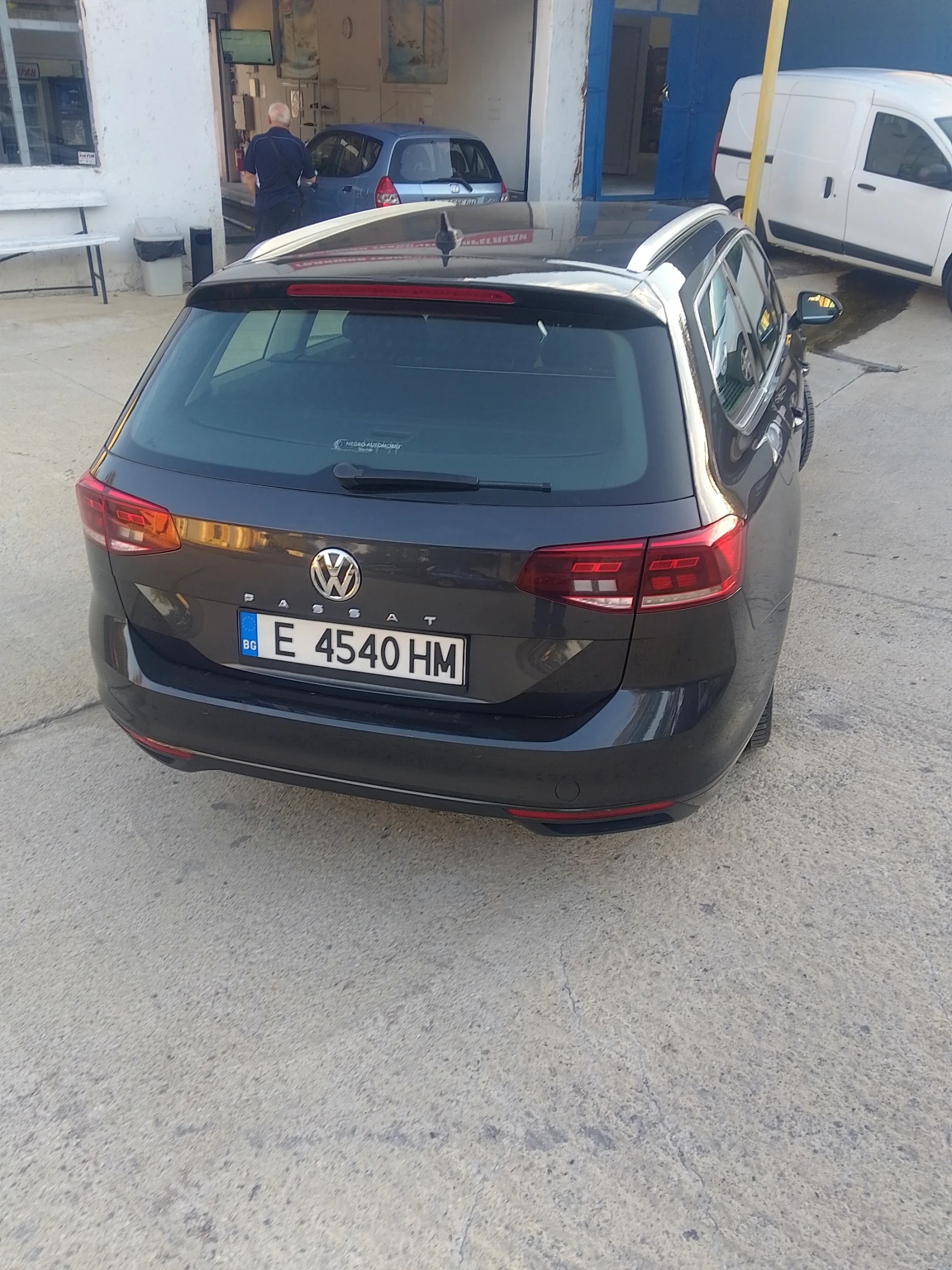 VW Passat, снимка 4 - Автомобили и джипове - 56099478