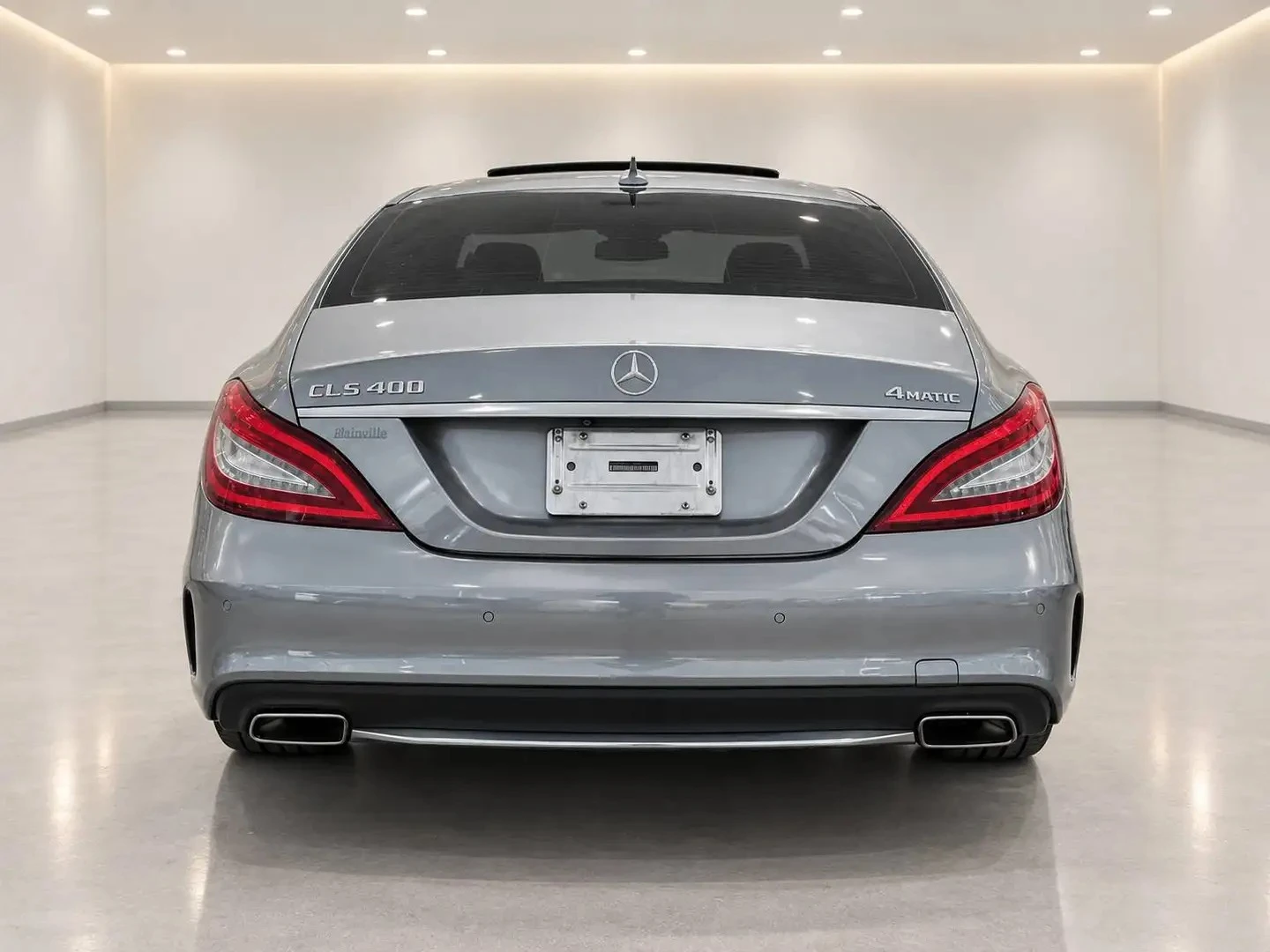 Mercedes-Benz CLS 400 AMG pkg Цена до България & АвтоКредит, снимка 3 - Автомобили и джипове - 56130228
