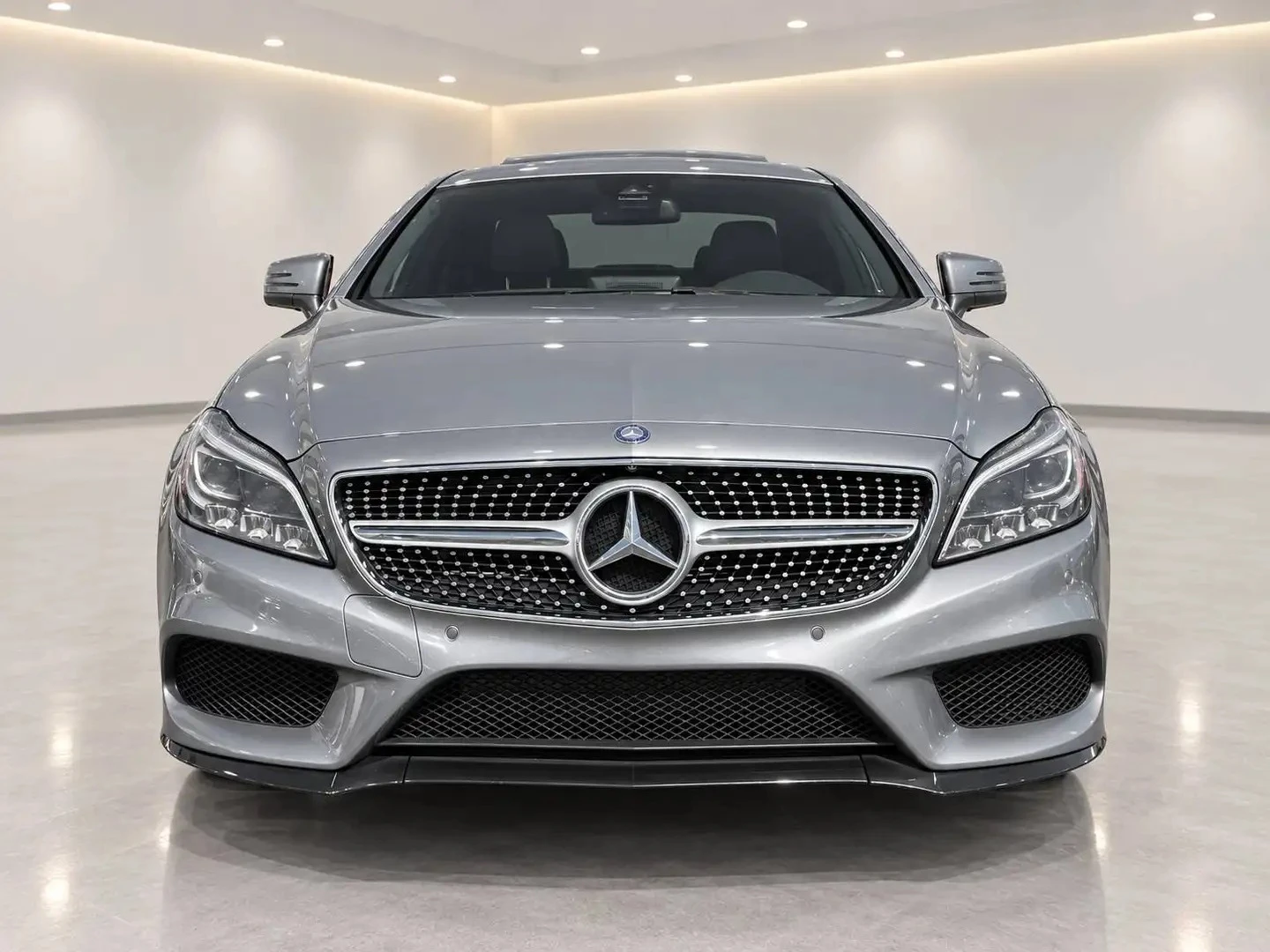 Mercedes-Benz CLS 400 AMG pkg Цена до България & АвтоКредит, снимка 6 - Автомобили и джипове - 56130228