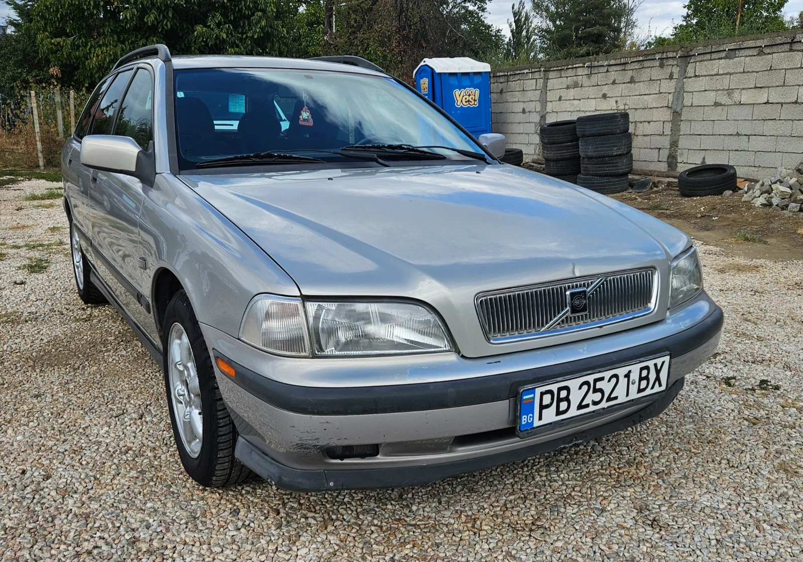 Volvo V40 1.8 i