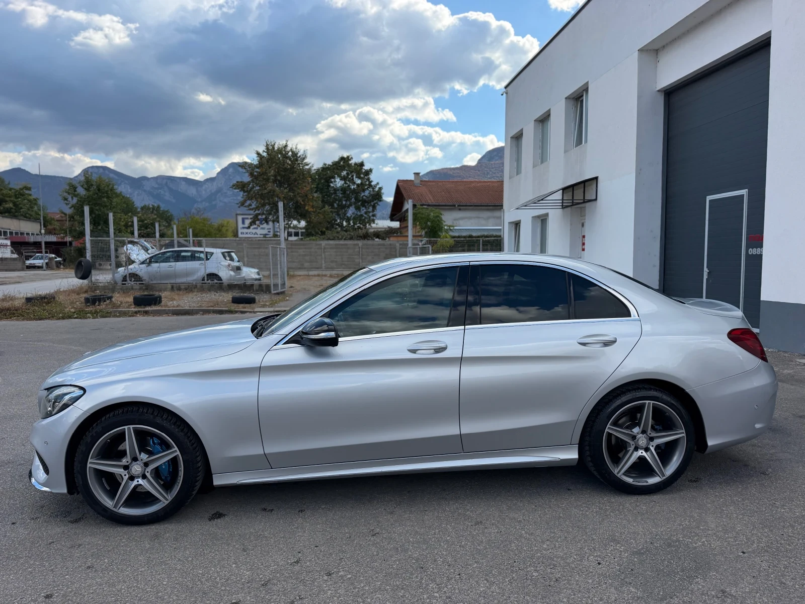 Mercedes-Benz C 220 AMG пакет, снимка 2 - Автомобили и джипове - 56261111