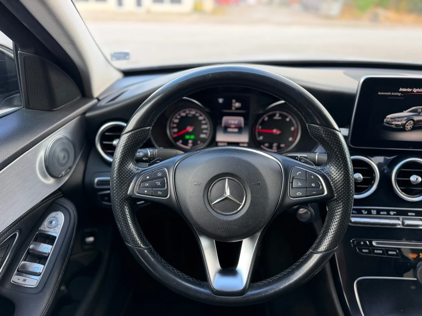 Mercedes-Benz C 220 AMG пакет, снимка 11 - Автомобили и джипове - 56261111