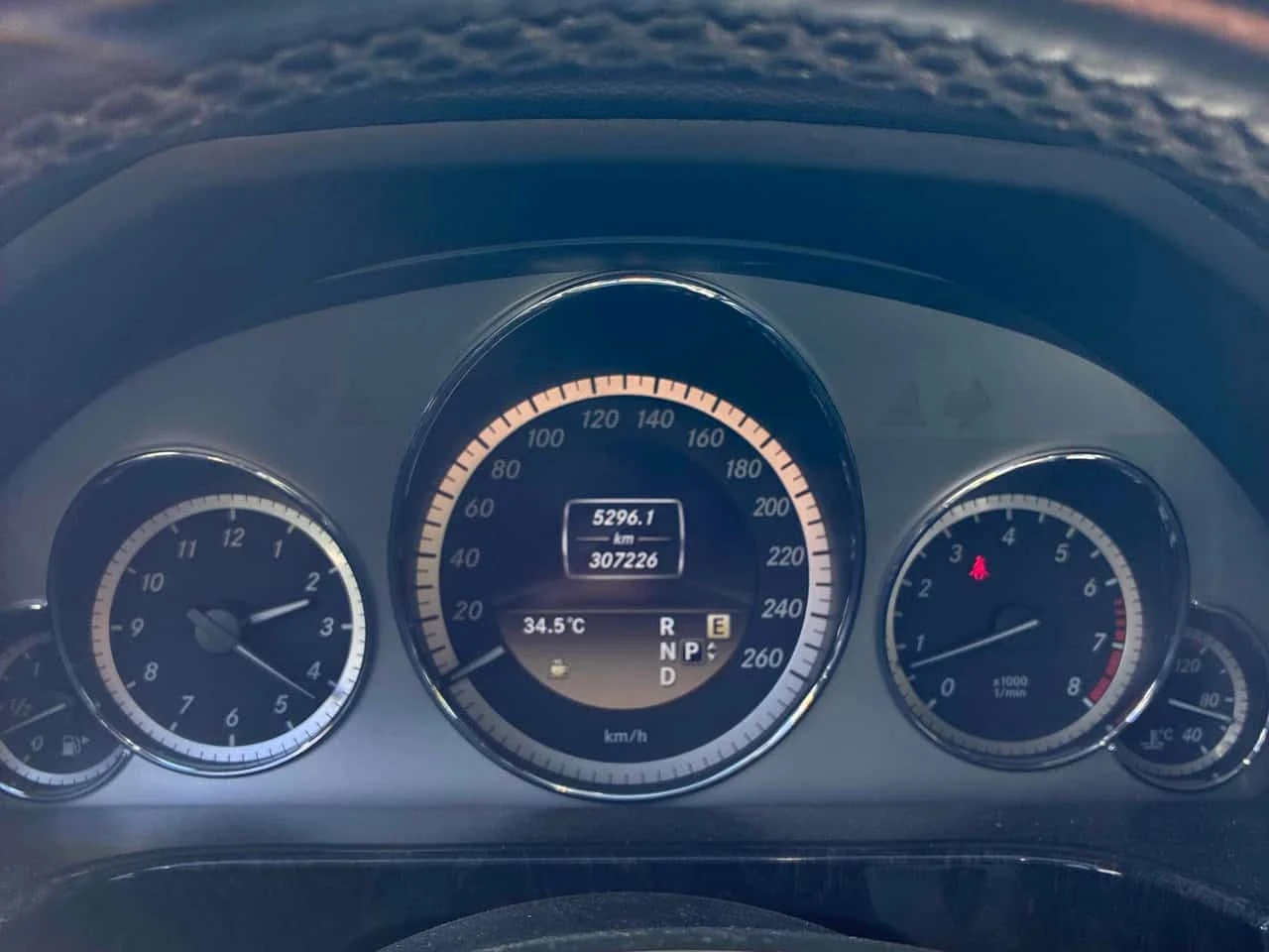 Mercedes-Benz E 300 ��� �����/CARFAX/�������/�����/���� �� ������ | Mobile.bg � ����������� 8
