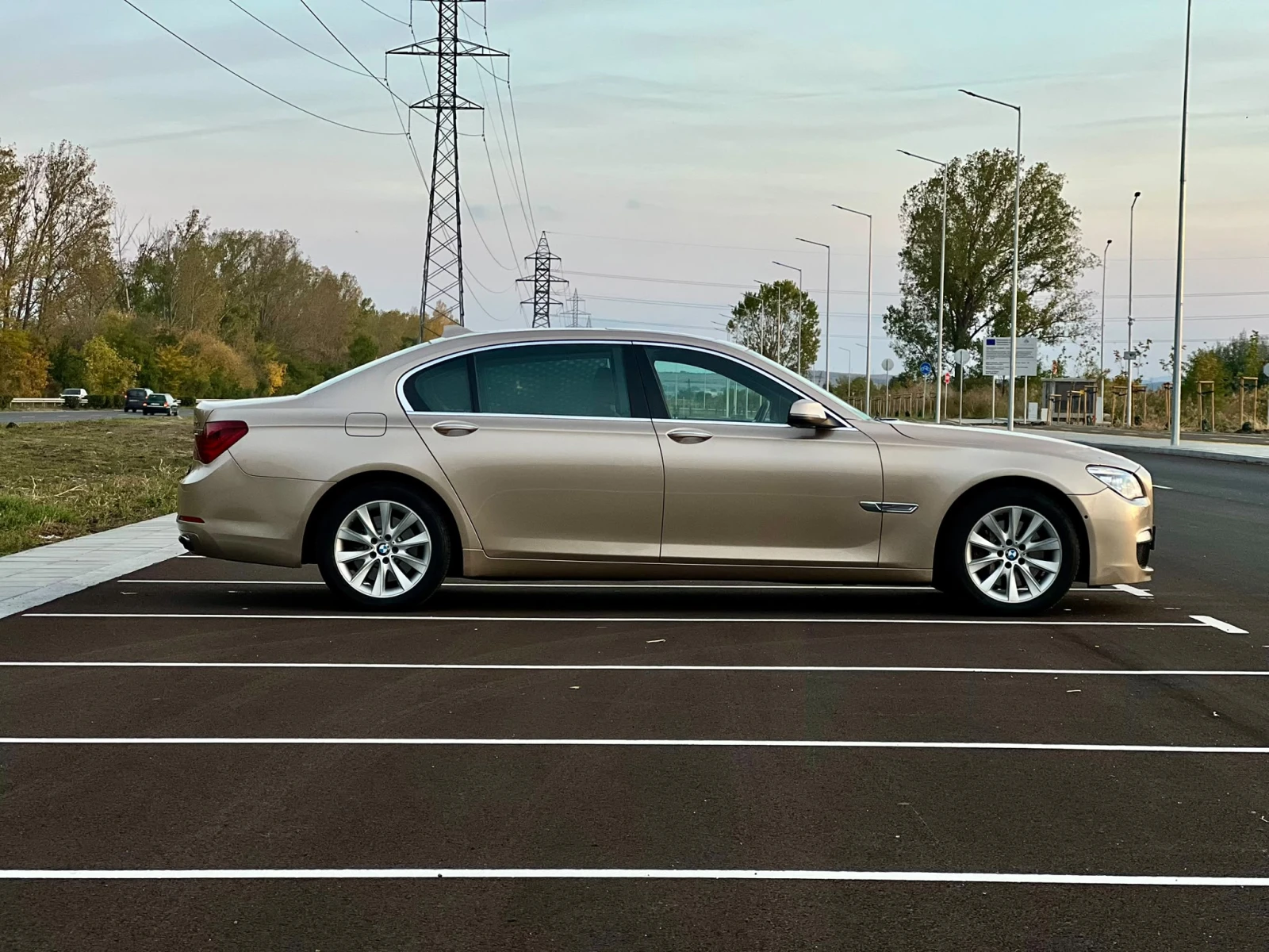 BMW 740 Li, снимка 3 - Автомобили и джипове - 56662331
