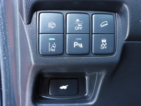 Honda Cr-v 2.2ШВЕЙЦАРИЯ-ДИСТРОНИК/КОЖА/НАВИ/КСЕНОН/LANE ASSIS - 15550 € / 30413.16 лв. - 58010226 9