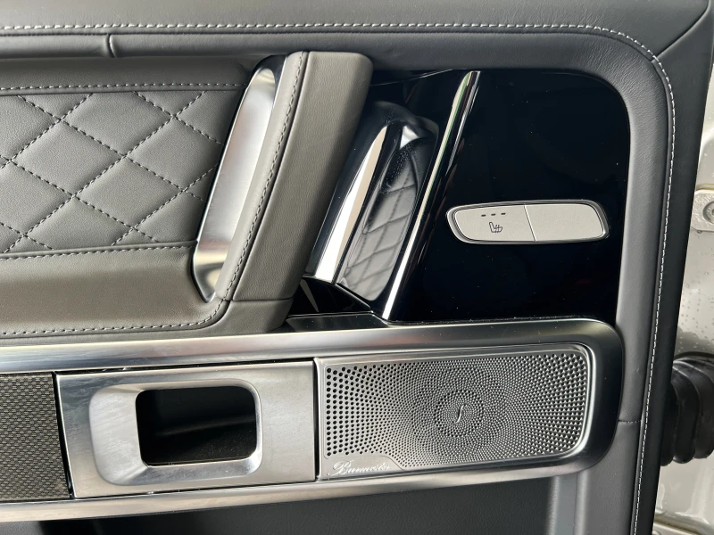 Mercedes-Benz G 450 d/AMG/4M/FACELIFT/SUPERIOR/BURM/KEYLESS/360/TV/, снимка 13 - Автомобили и джипове - 52144871