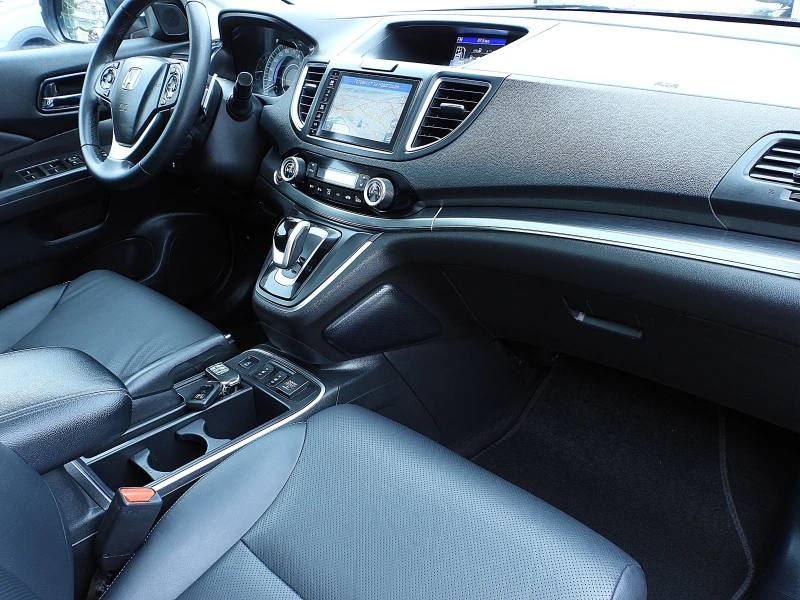 Honda Cr-v 1.6ШВЕЙЦАРИЯ-ДИСТРОНИК/КОЖА/НАВИ/КСЕНОН/LANE ASSIS, снимка 13 - Автомобили и джипове - 53102545