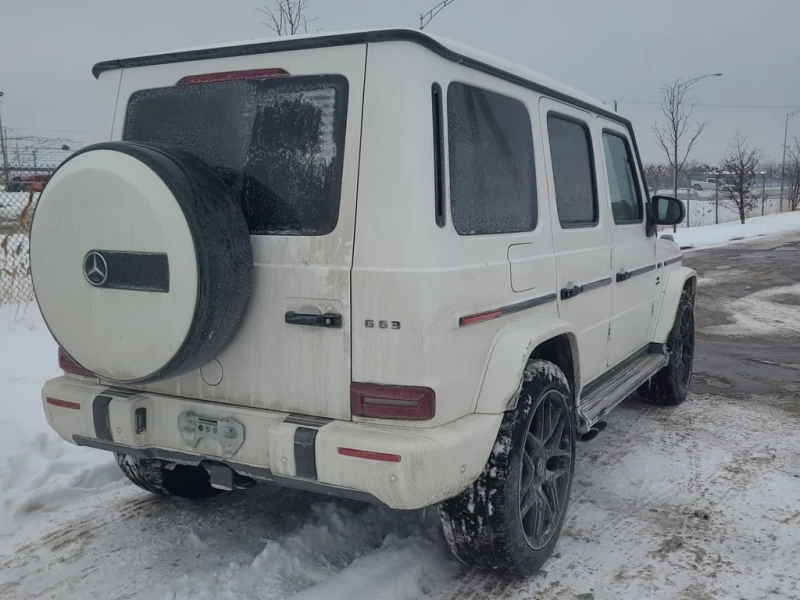 Mercedes-Benz G 63 AMG * CARFAX * БЕЗ ПЪРВОНАЧАЛНА ВНОСКА, снимка 3 - Автомобили и джипове - 53363138